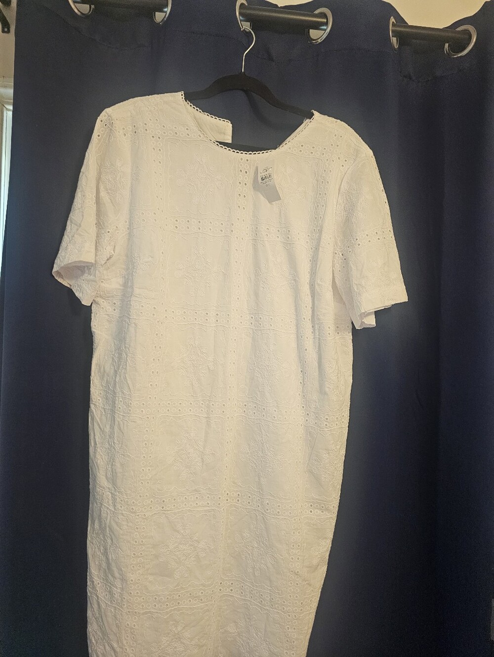 Womens NWT white Eyelet Dress By Loft Size 18 Long